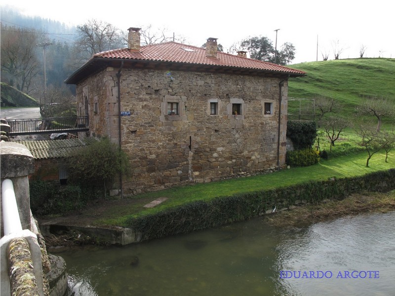 Casa torre de Ureta