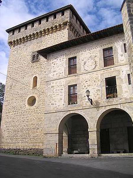 Torre palacio de Ayala