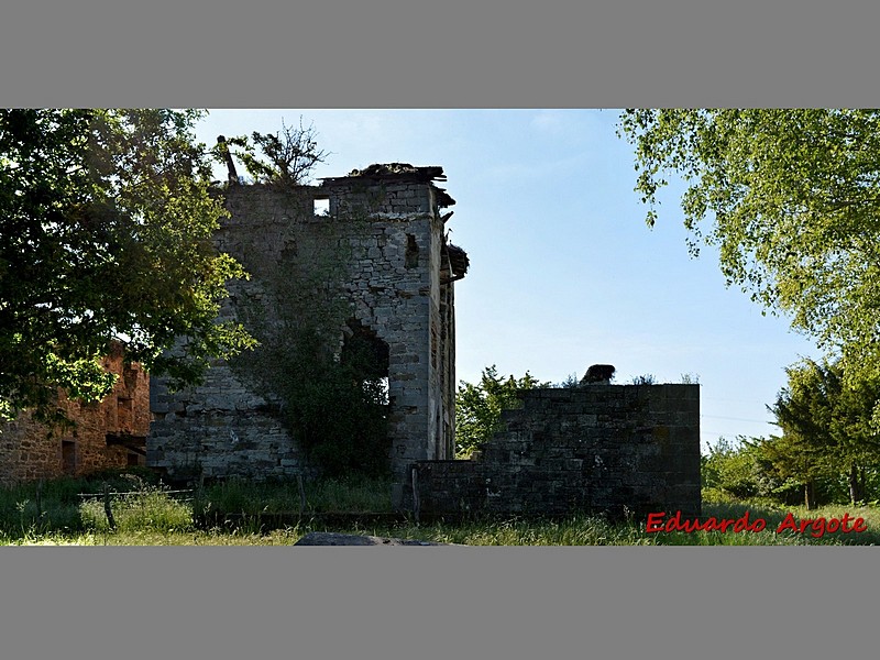 Torre de Larrintzar