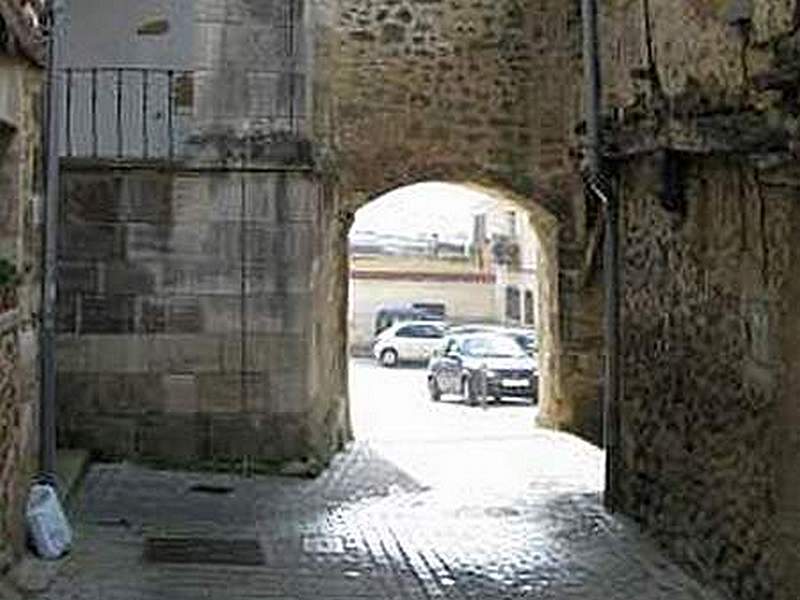 Puerta Sur de Antoñana