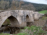 Puente medieval de Aprikano