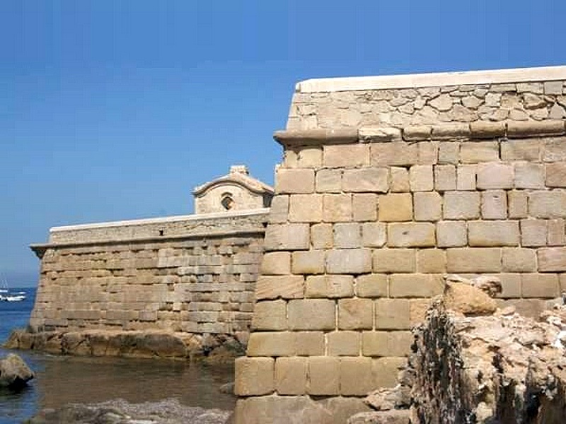 Muralla urbana de Tabarca