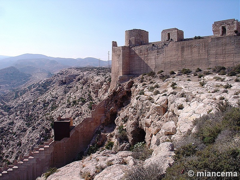 Murallas de Jayrán y del cerro San Cristóbal