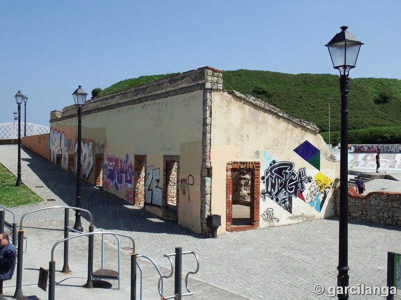 Fuerte Viejo y baterías de Santa Catalina