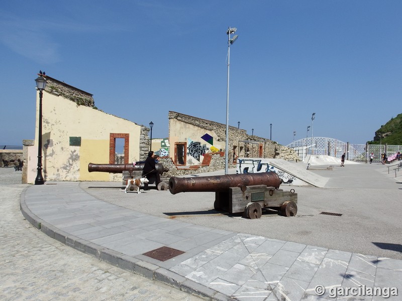 Fuerte Viejo y baterías de Santa Catalina