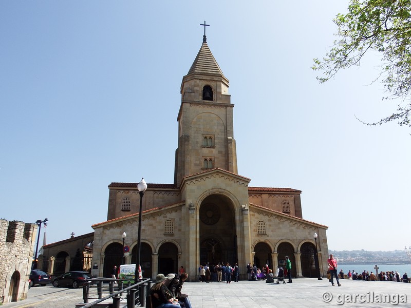 Iglesia de San Pedro Apóstol