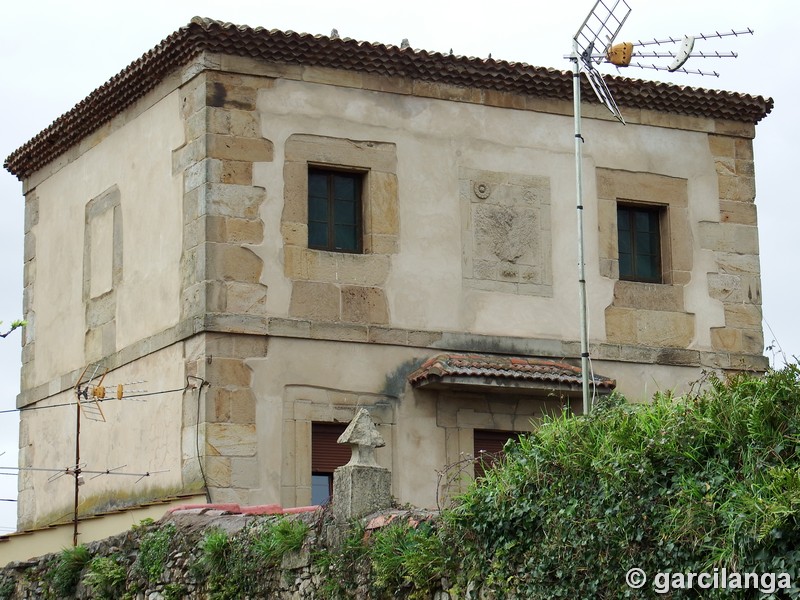 Torre de los Álvarez de las Asturias