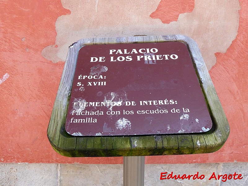 Palacio de Los Prieto-Collado