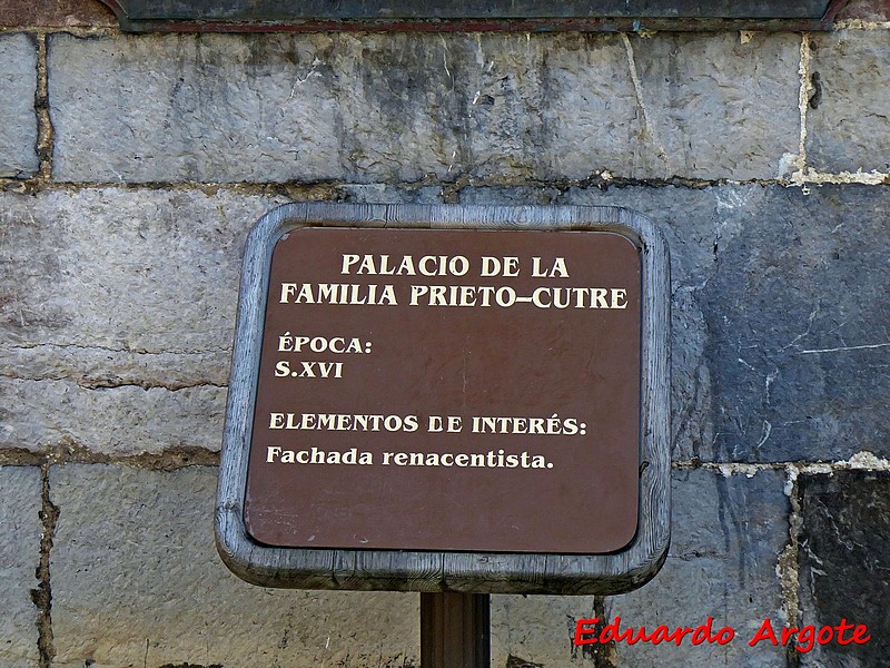 Palacio de los Prieto-Cutre