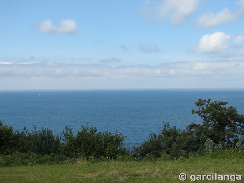 Acantilados de Punta del Olivo