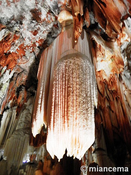 Cuevas del Cerro del Águila