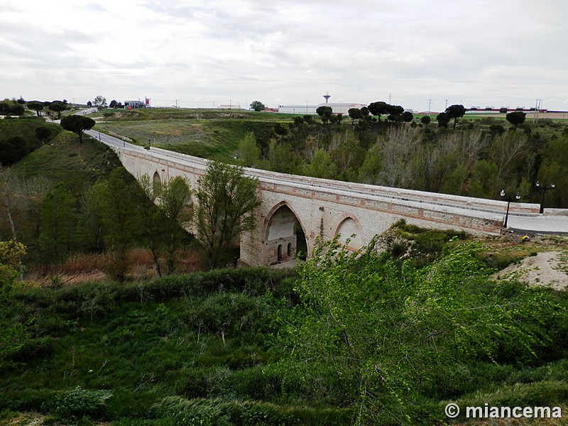 Puente fortificado de Medina