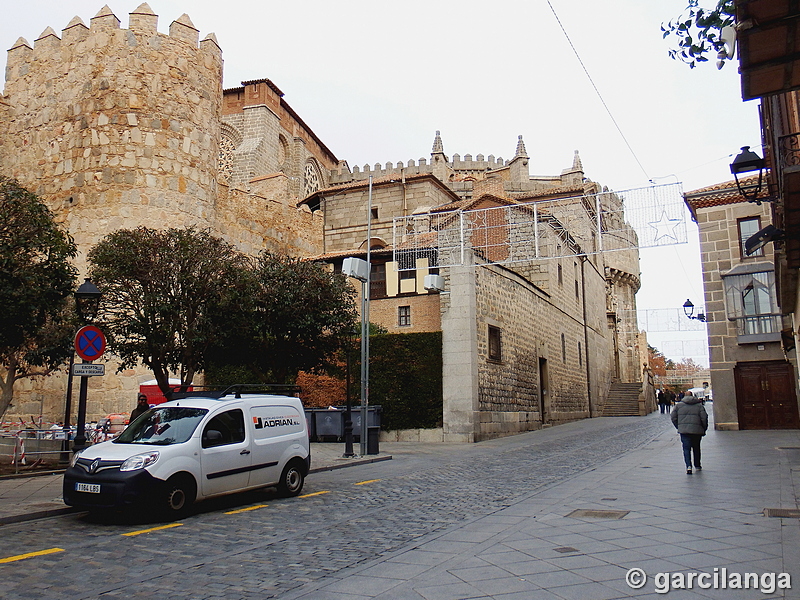 Catedral fortificada del Salvador