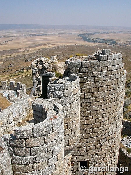 Castillo de Aunqueospese