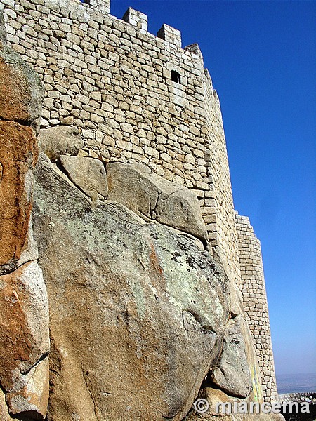 Castillo de Aunqueospese