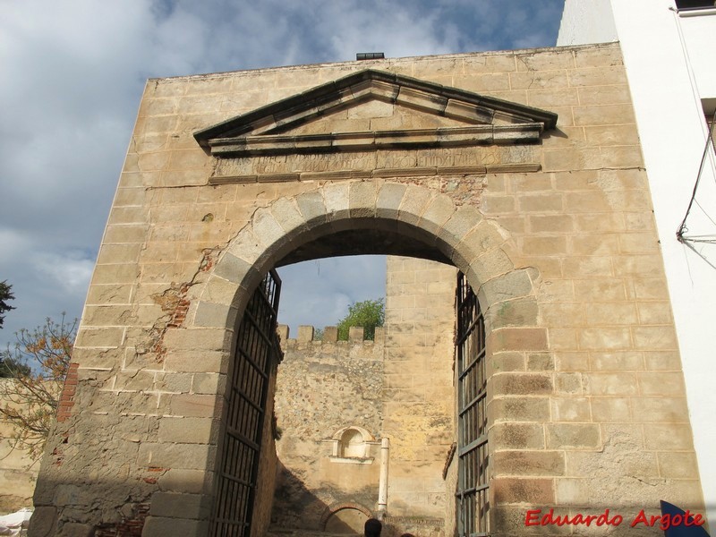 Imagen de Puerta del Capitel