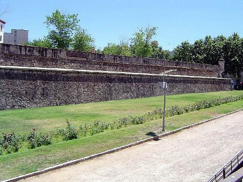 Recinto abaluartado de Badajoz