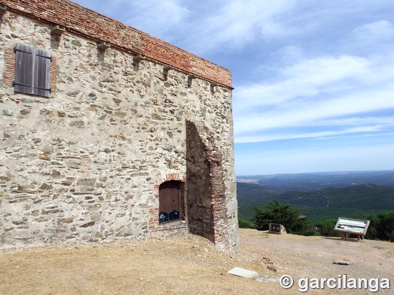 Monasterio fortificado de Tentudia