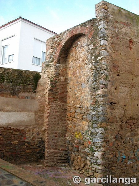 Muralla urbana de Llerena