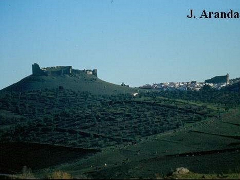 Castillo de Montemolín