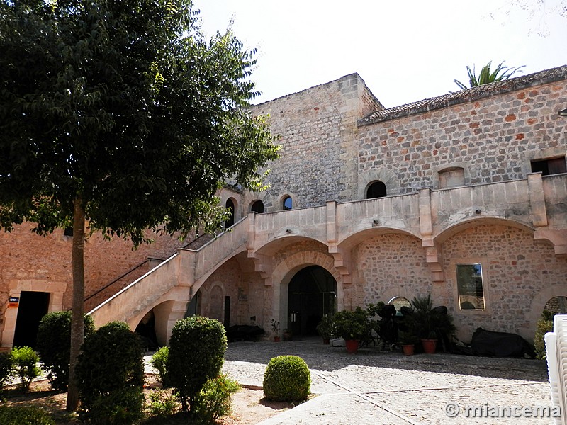 Torre dels Enagistes