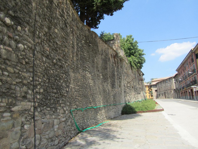 Muralla urbana de Vic