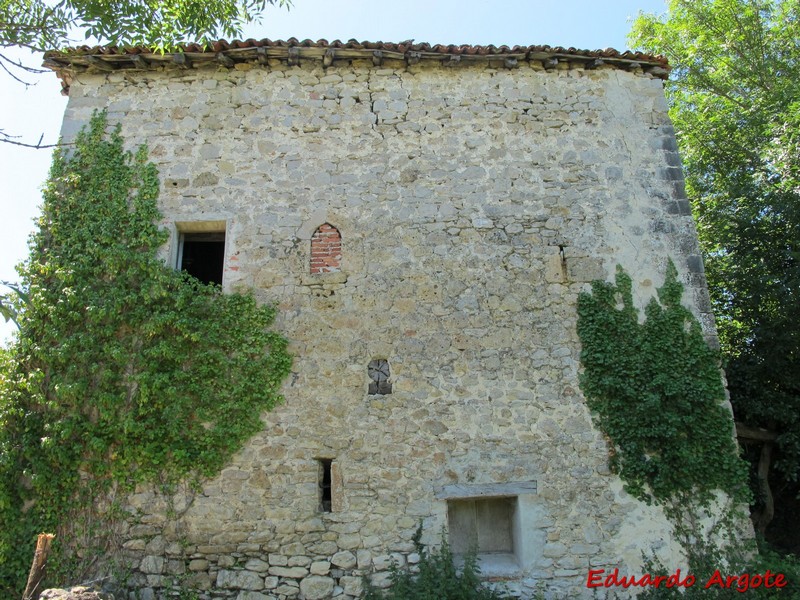 Casa torre de Ovilla de Mena