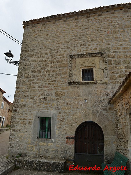 Casa-Torre de Quintanaloma