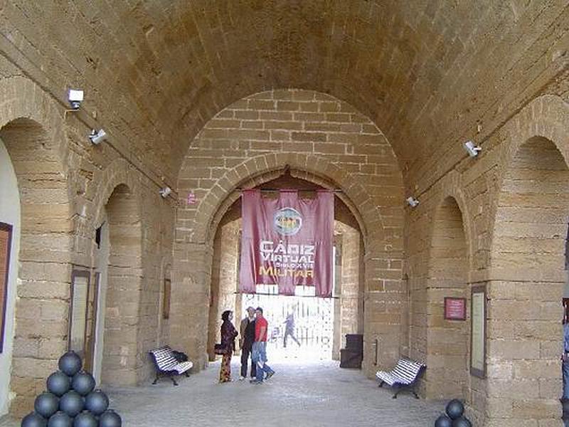 Baluarte de Puerta de Tierra