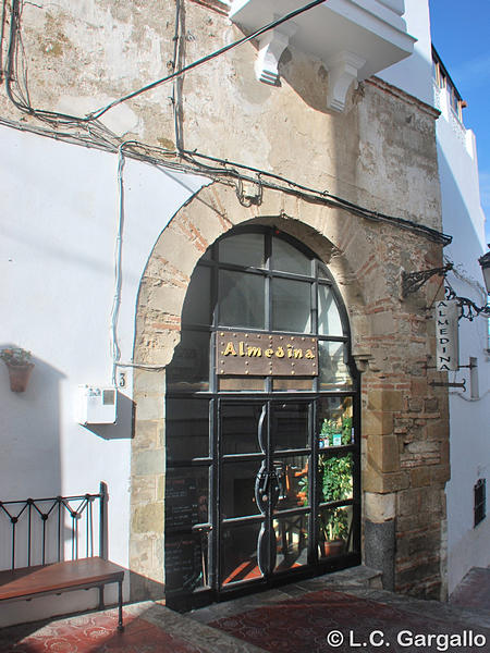 Puerta de la Almedina