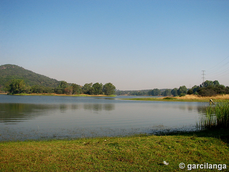 Embalse de Guadanuño