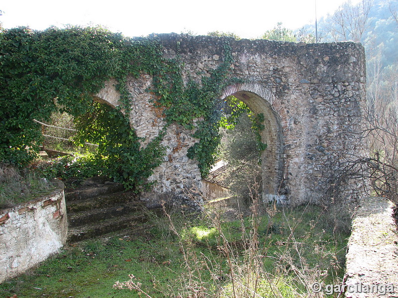 Molino y acueducto árabes del Guadalbarbo