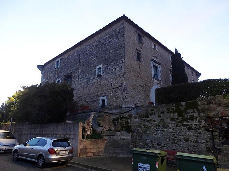 Castillo palacio de Orriols