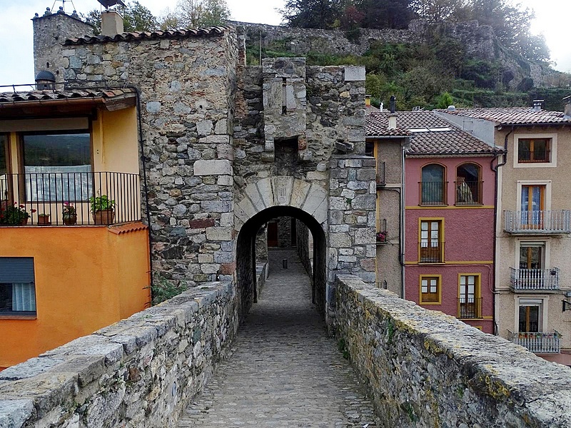 Portal del Puente Nuevo