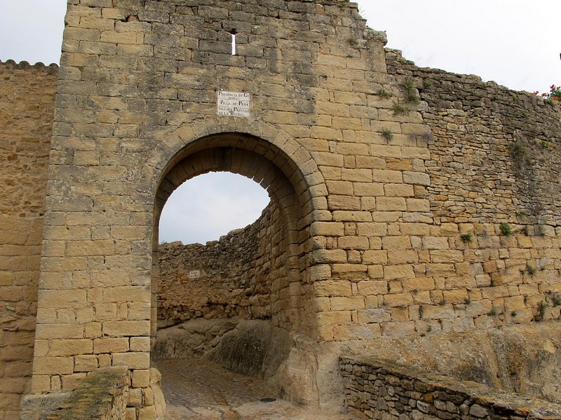 Muralla urbana de Peratallada