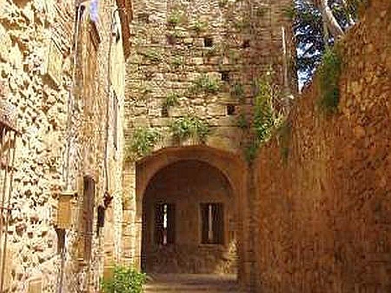 Muralla urbana de Vulpellac