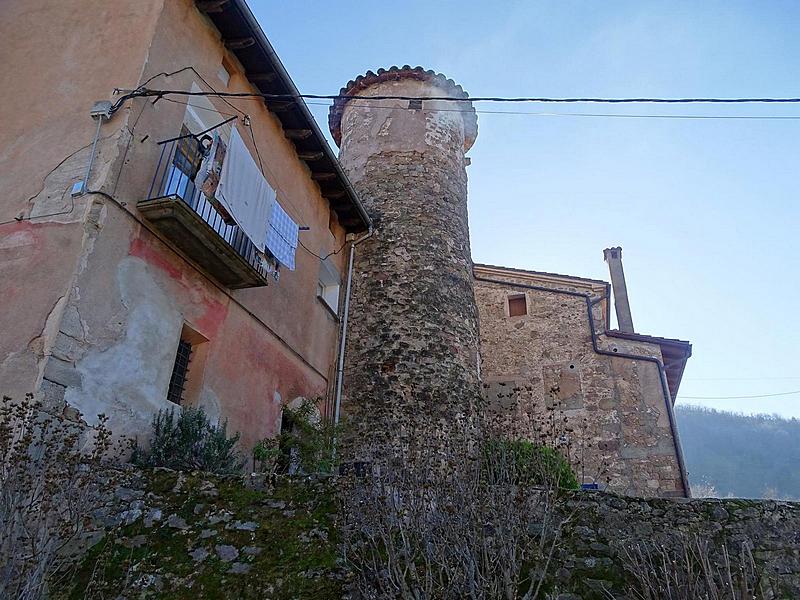 Torre del Monasterio de Santa María de Riudaura