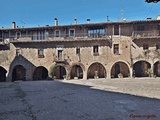 Plaza Mayor de Santa Pau