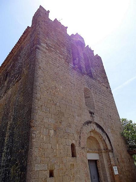 Iglesia fortificada de Santa Eugenia