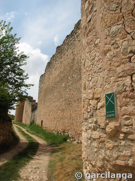 Muralla urbana de Palazuelos