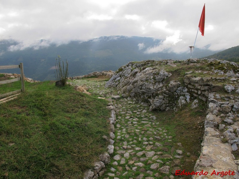 Castillo de Aitzorrotz