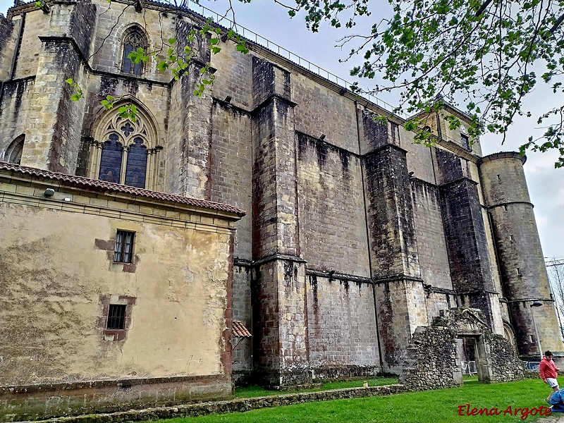 Iglesia de San Esteban de Lartaun