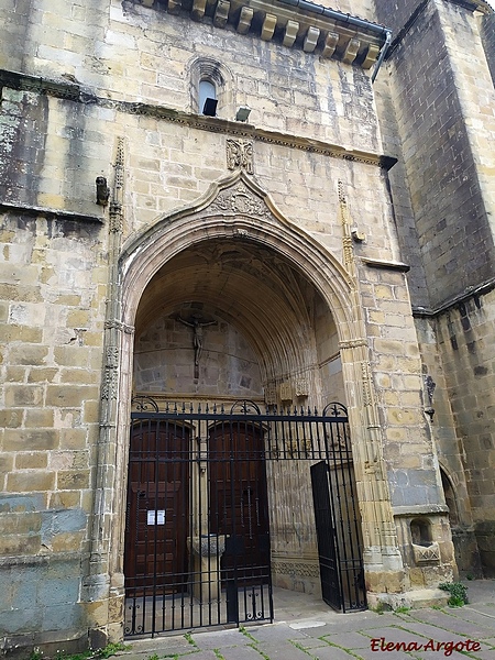 Iglesia de San Esteban de Lartaun