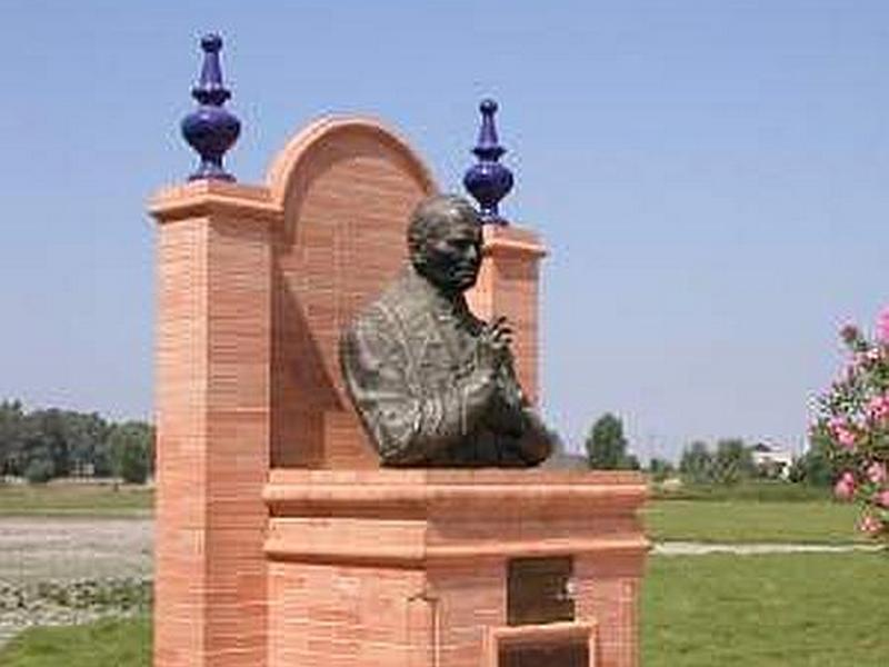 Monumento a Juan Pablo II