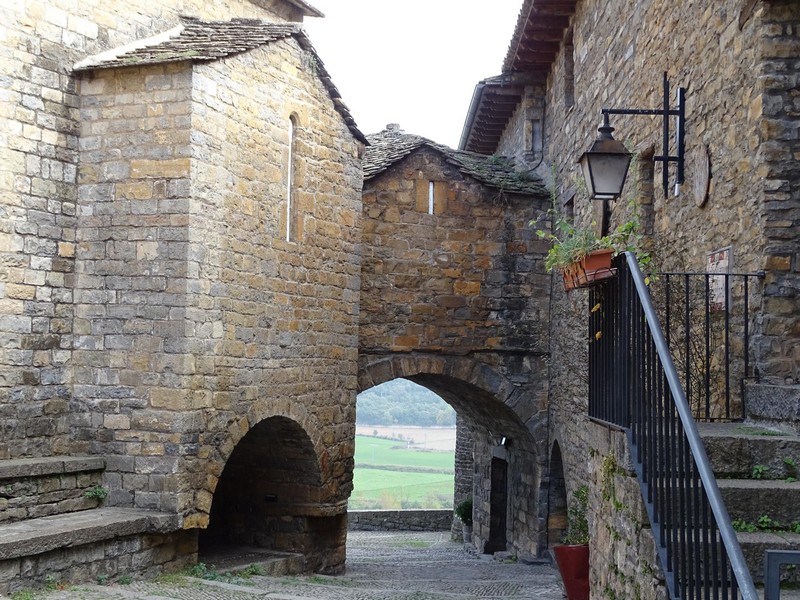 Muralla urbana de Aínsa