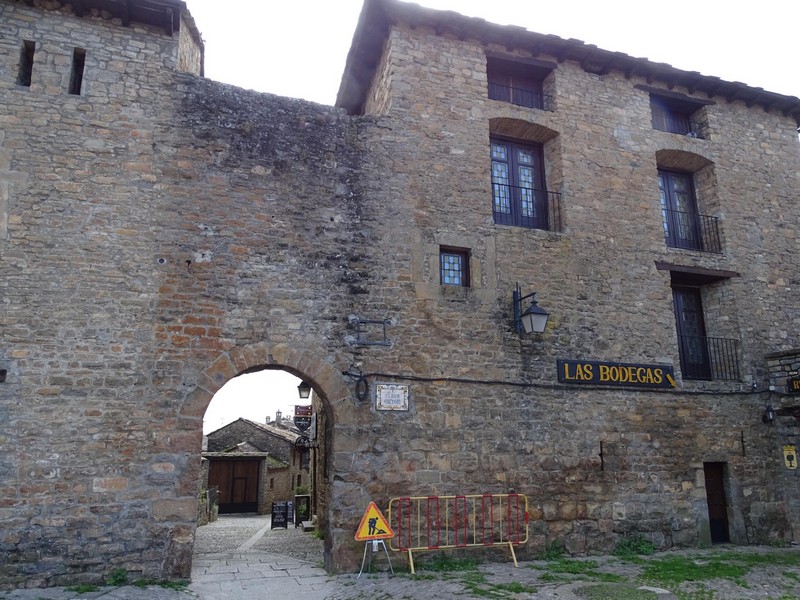 Muralla urbana de Aínsa