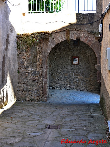 Muralla urbana de Berdún