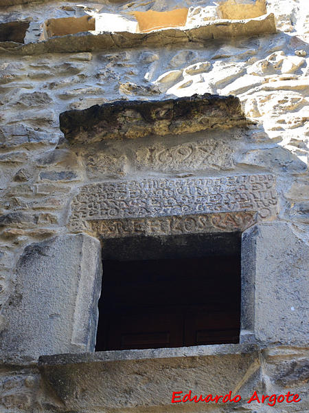 Torre Villacampa-Maza de Linaza