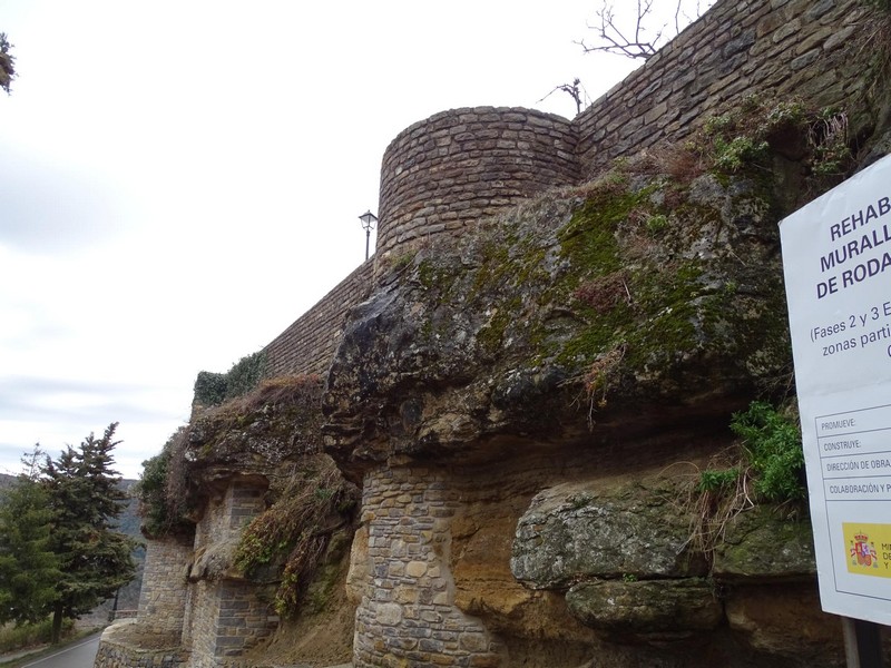 Muralla urbana de Roda de Isábena