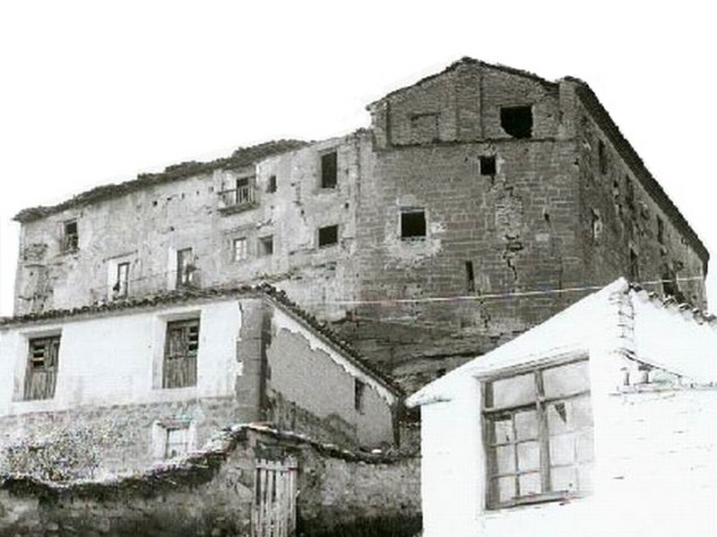 Castillo de Novales